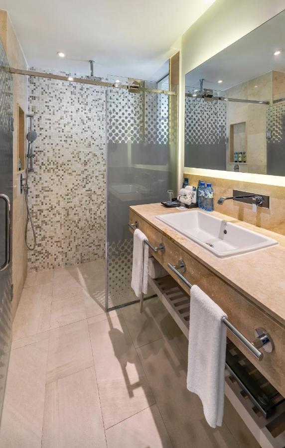 Luxury Room