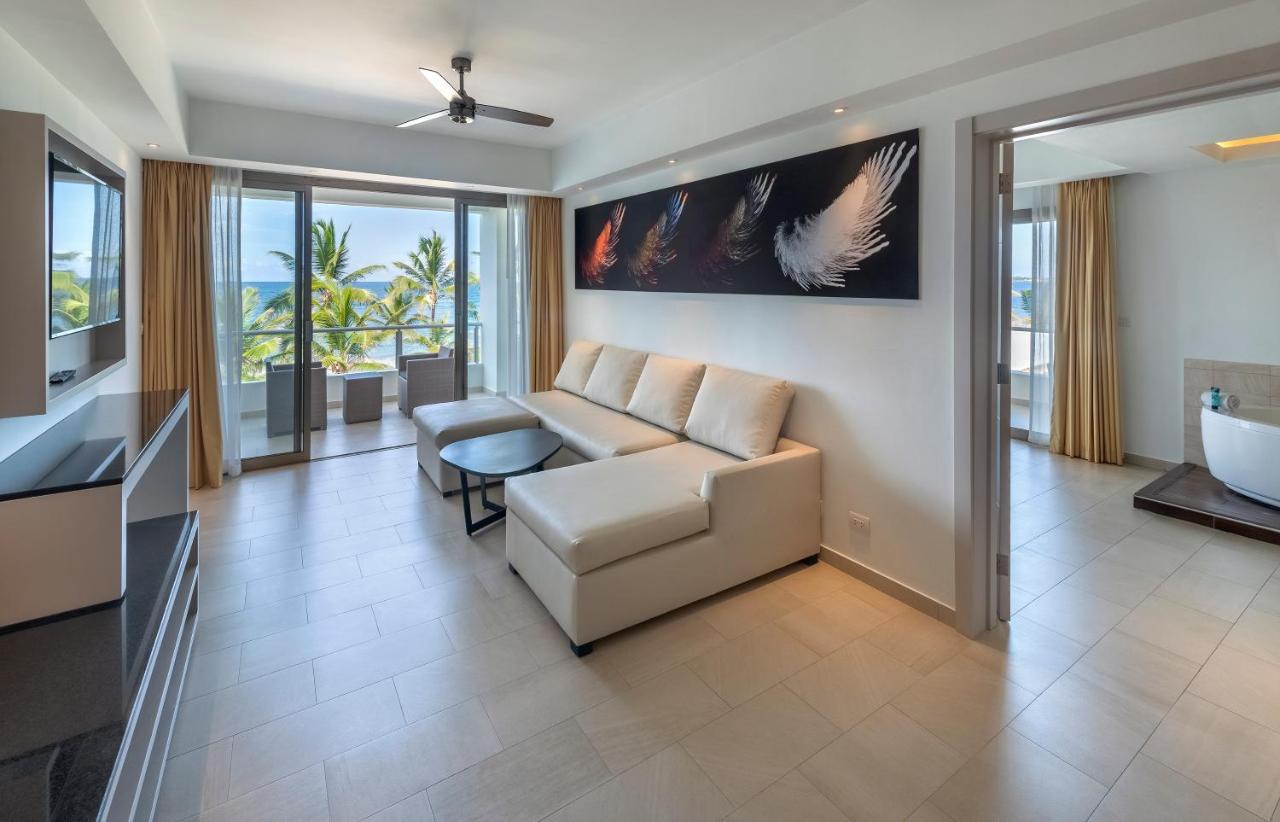 Luxury Presidential Ocean Front Terrace One Bedroom Suite Diamond Club